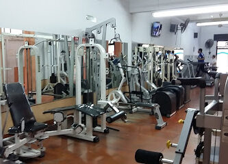 BULL&apos;S GYM