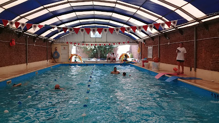 Piscina gimnasio Laprida